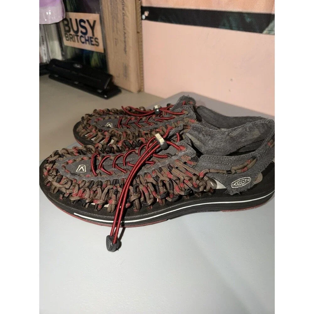 KEEN Sandals Mens 11 Brown Red Two Cord Woven Suede Athletic Hiking Shoes *READ*